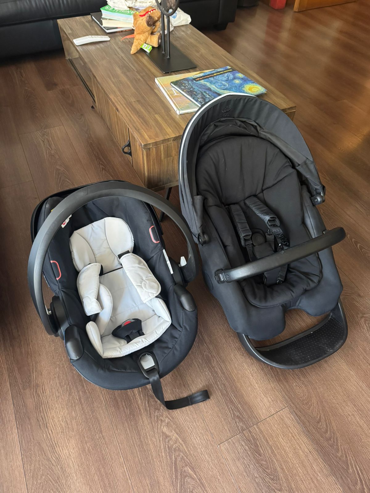 COD:BB16649) COCHE STOKKE XPLORY X + SILLA NIDO DE AUTO IZI GO