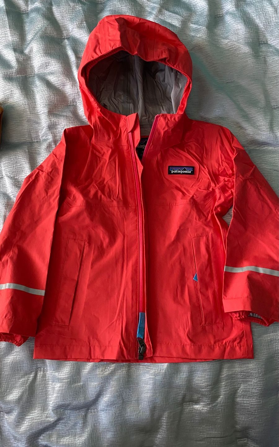 (COD: VI-70) CORTAVIENTO PATAGONIA (Talla 2T)