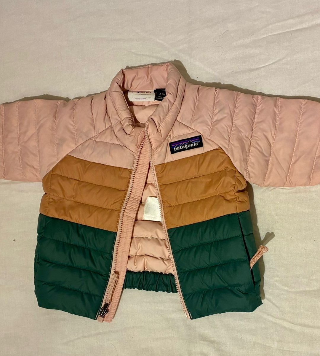 (COD: VI-94) PARKA PATAGONIA 3-6 MESES