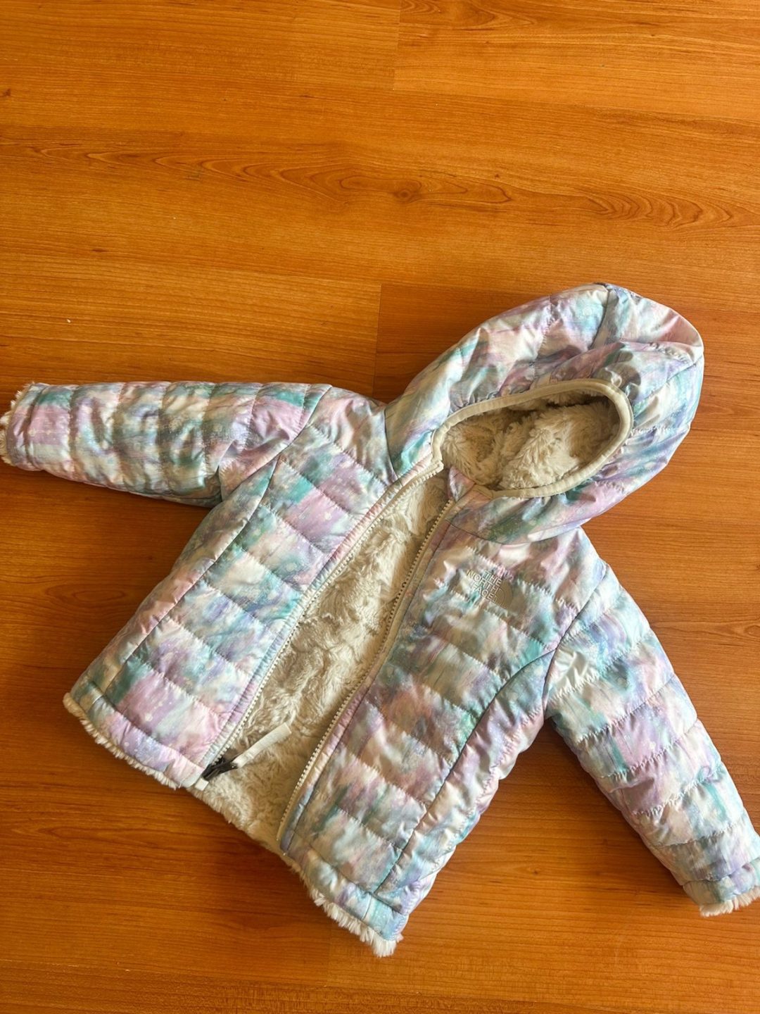 (COD: VI-17) PARKA NORTHFACE REVERSIBLE TALLA 2