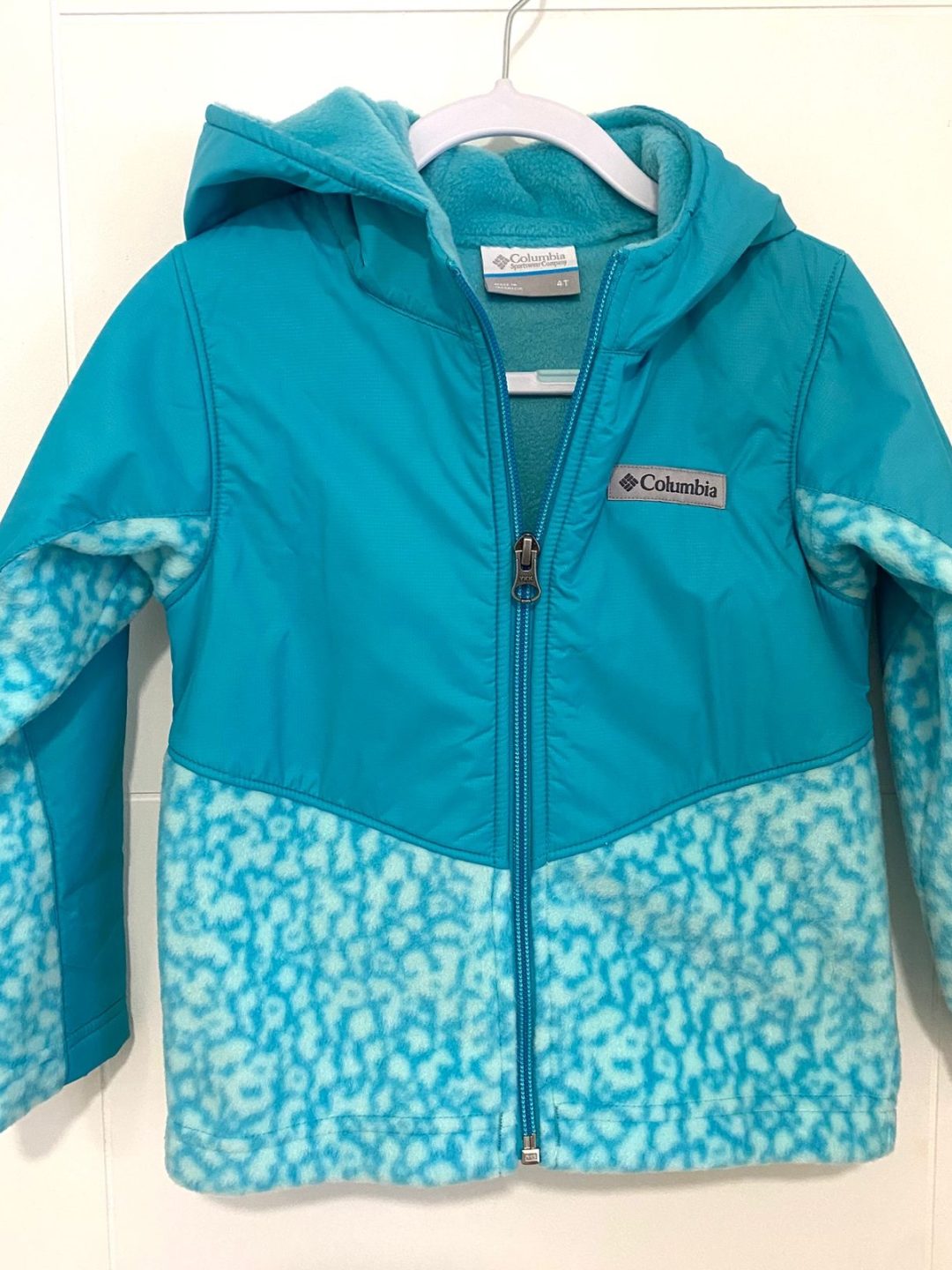 (COD: VI-03) PARKA COLUMBIA  TALLA 4