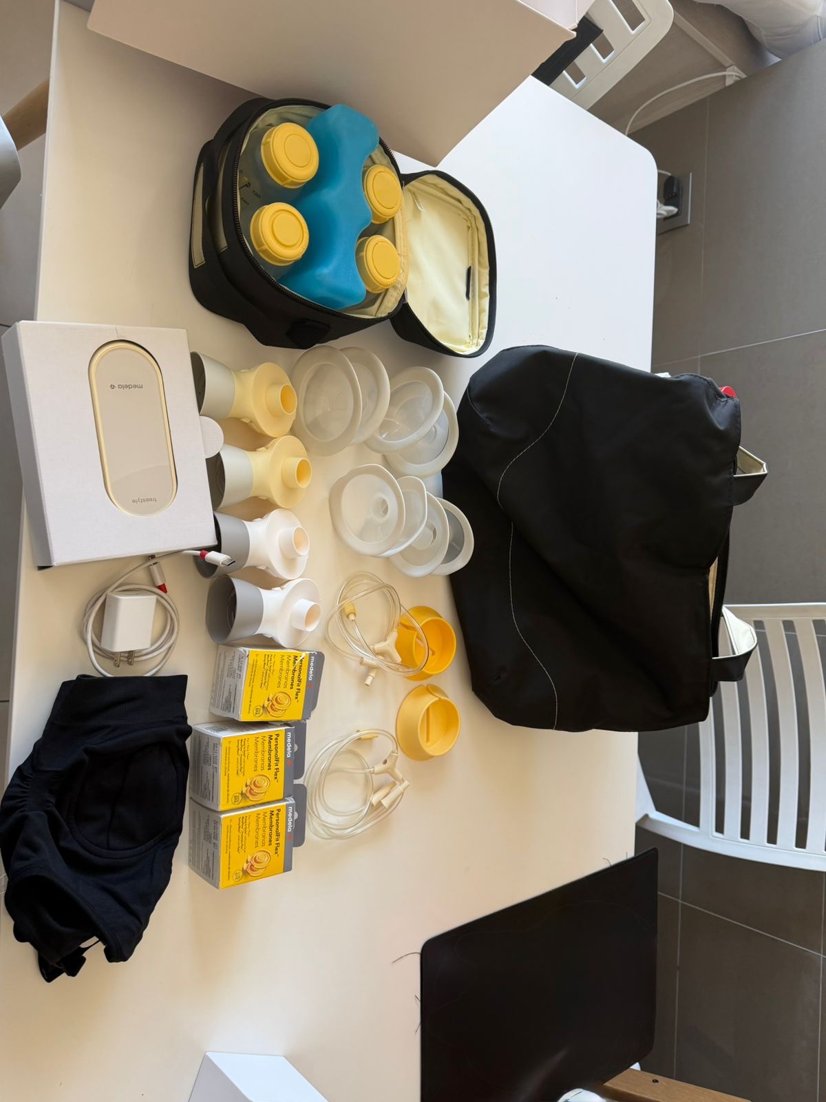 (COD: BB18837) EXTRACTOR MEDELA FREESTYLE FLEX + ACCESORIOS - Imagen 3