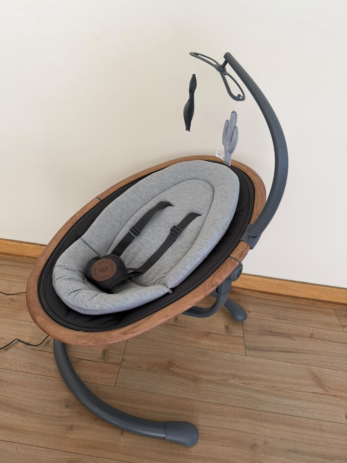 (COD:BB18890) SILLA NIDO MECEDORA MAXI-COSI CASSIA
