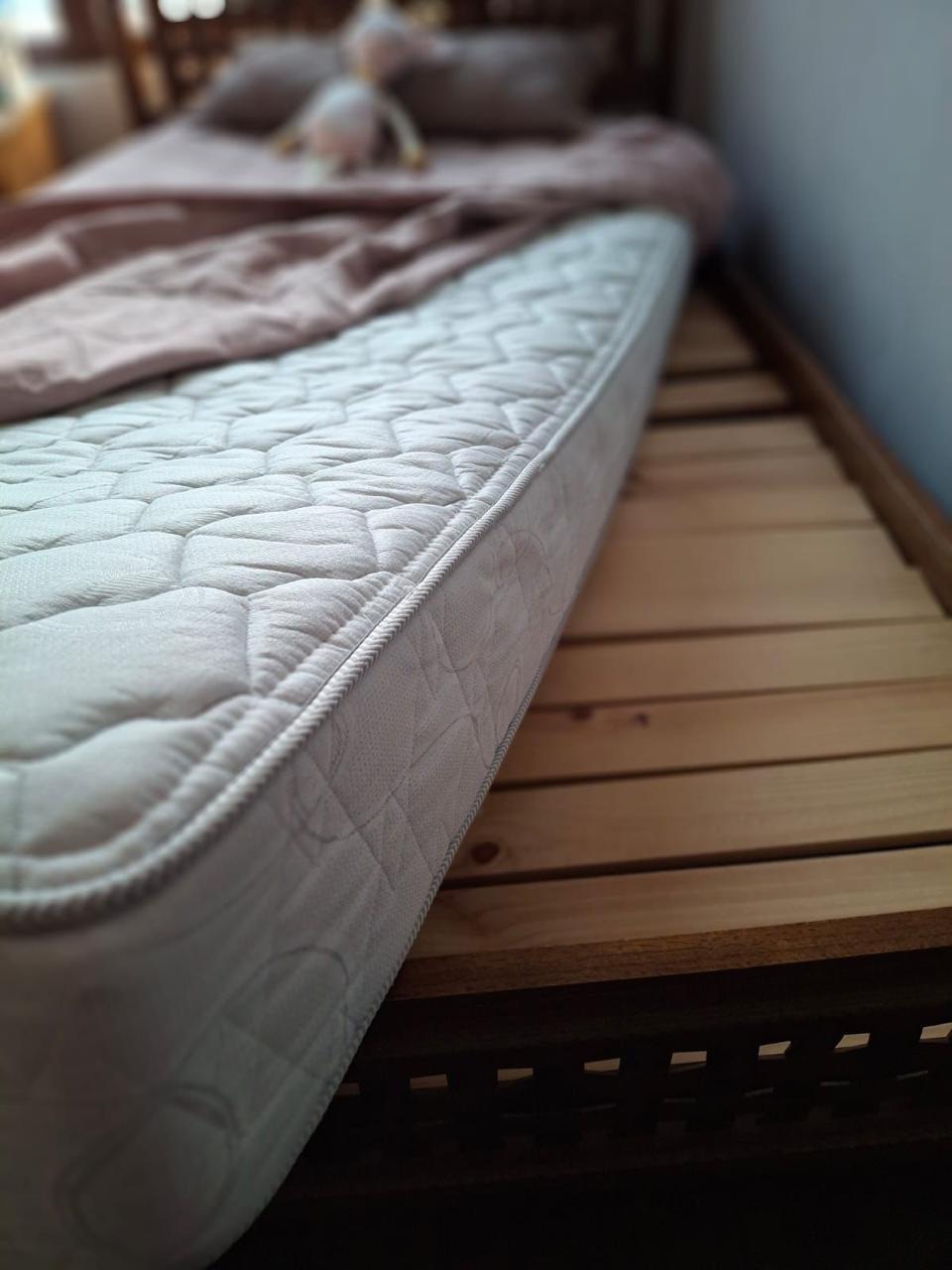 (COD:BB18891) CAMA DE PLAZA Y MEDIA CON RESPALDO TEJIDO + COLCHÓN ROSEN