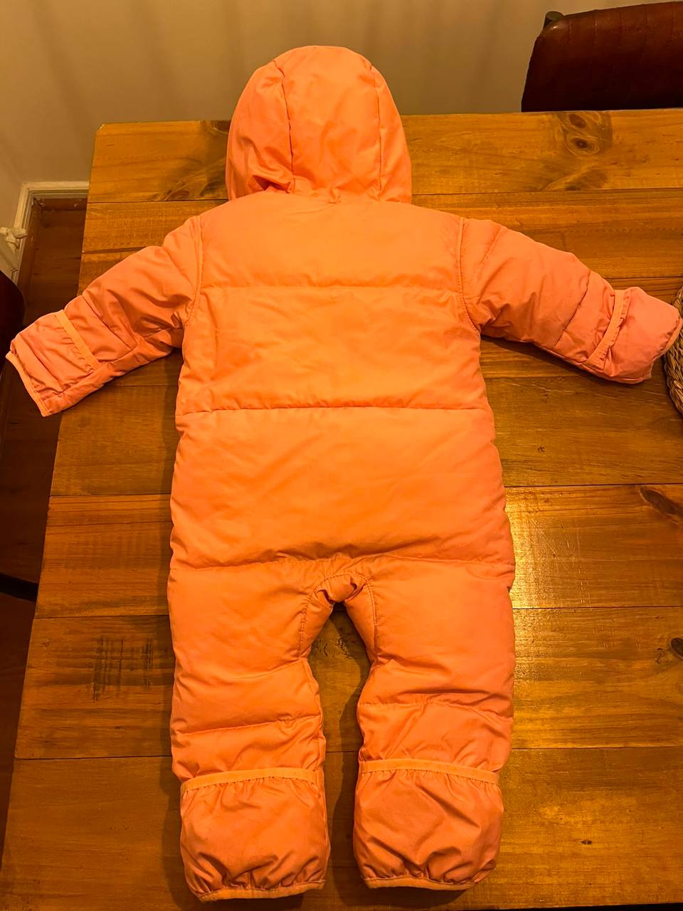 (COD:VI-142) ENTERITO PARKA COLUMBIA TALLA 12-18 M